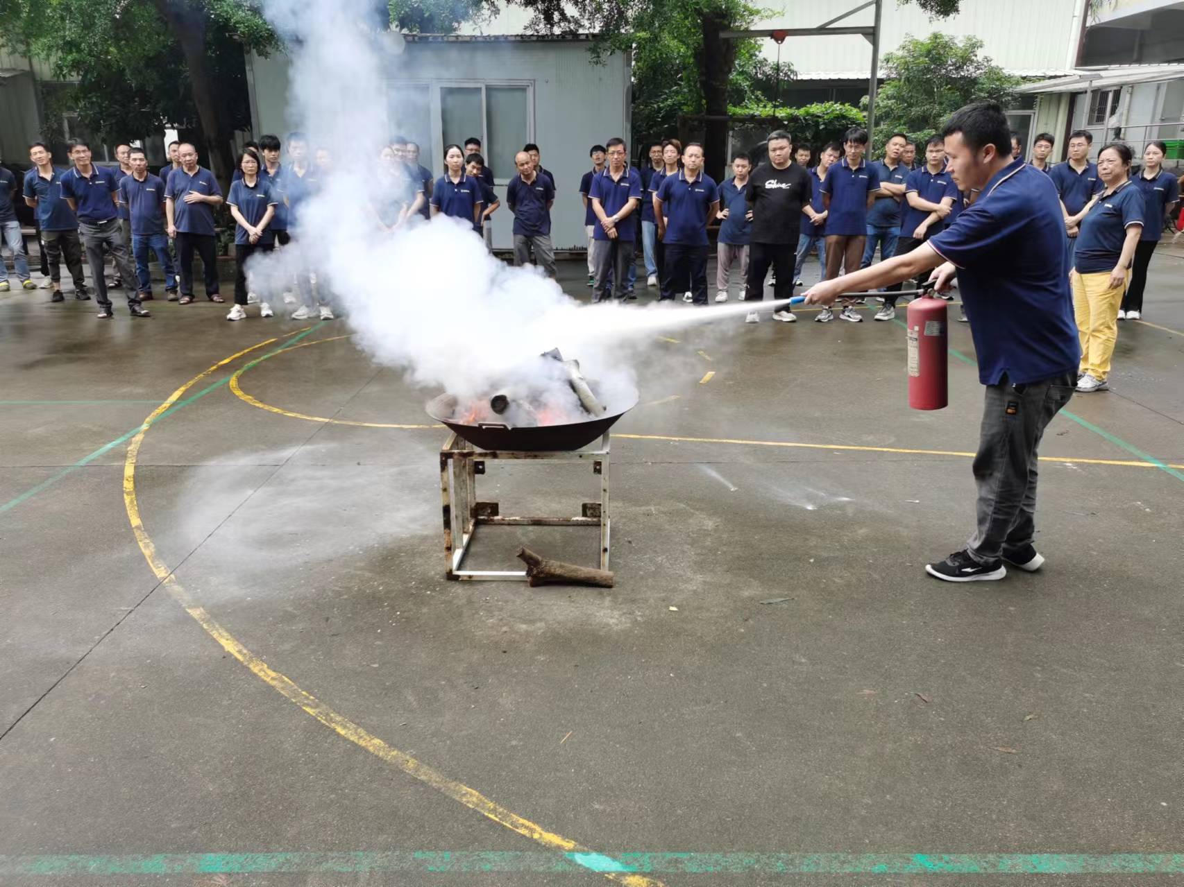 消防演练筑安全,端午聚餐聚温情——共庆佳节,共话平安